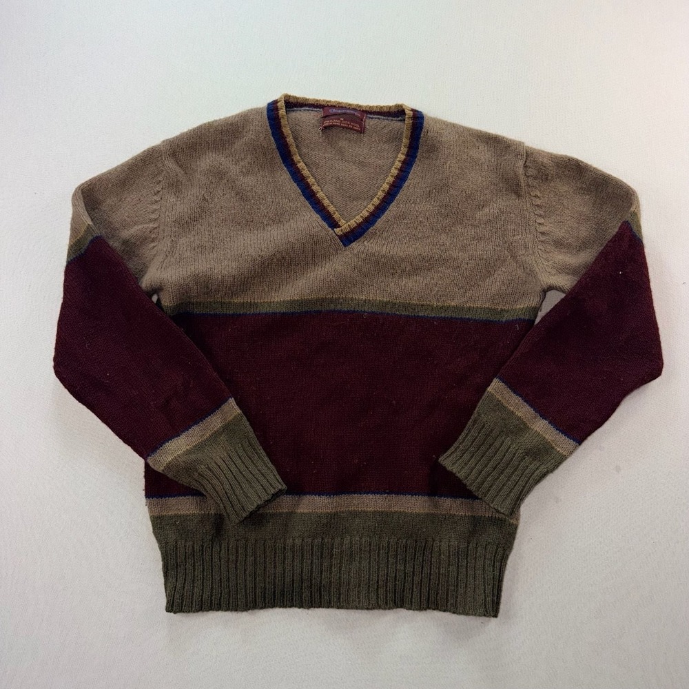 Generra Vintage 100% Shetland Wool V-Neck Colorblock Sweater